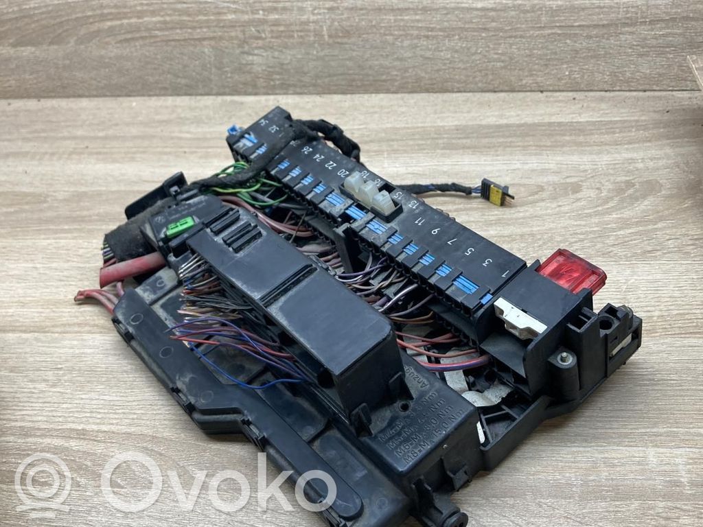 BMW 3 E46 Sicherungskasten komplett 