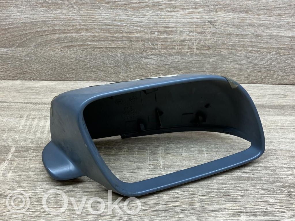 Volkswagen Polo IV 9N3 Muovisen sivupeilin kotelo 