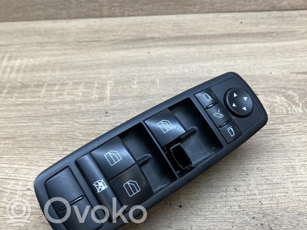 Mercedes-Benz ML W164 Sähkötoimisen ikkunan ohjauskytkin 
