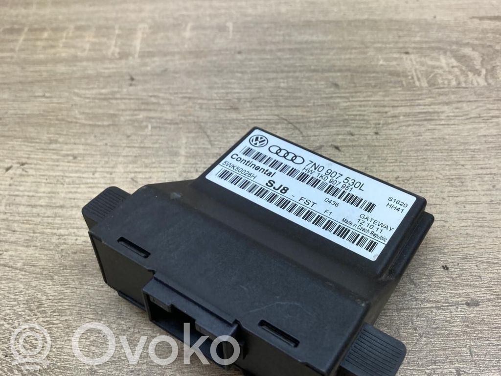 Volkswagen PASSAT B7 Module de passerelle