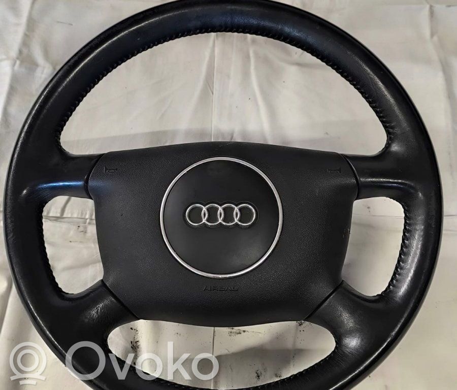 Audi A4 S4 B6 8E 8H Ohjauspyörä 