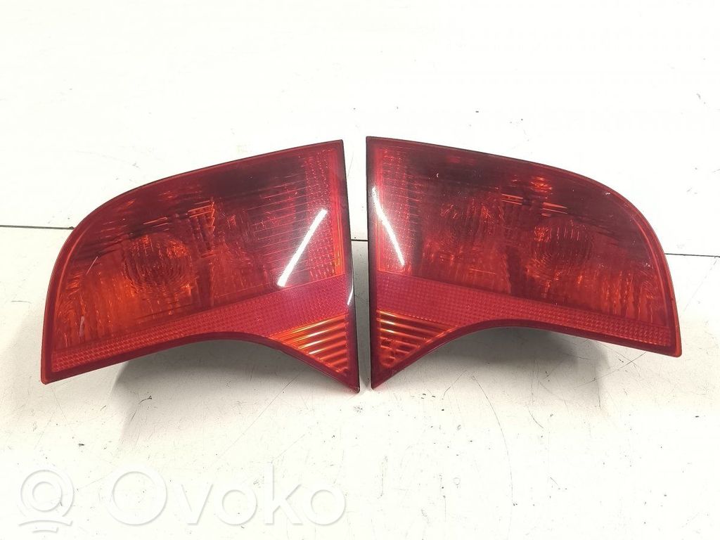 Takavalosarja   8E9945094,8E9945093