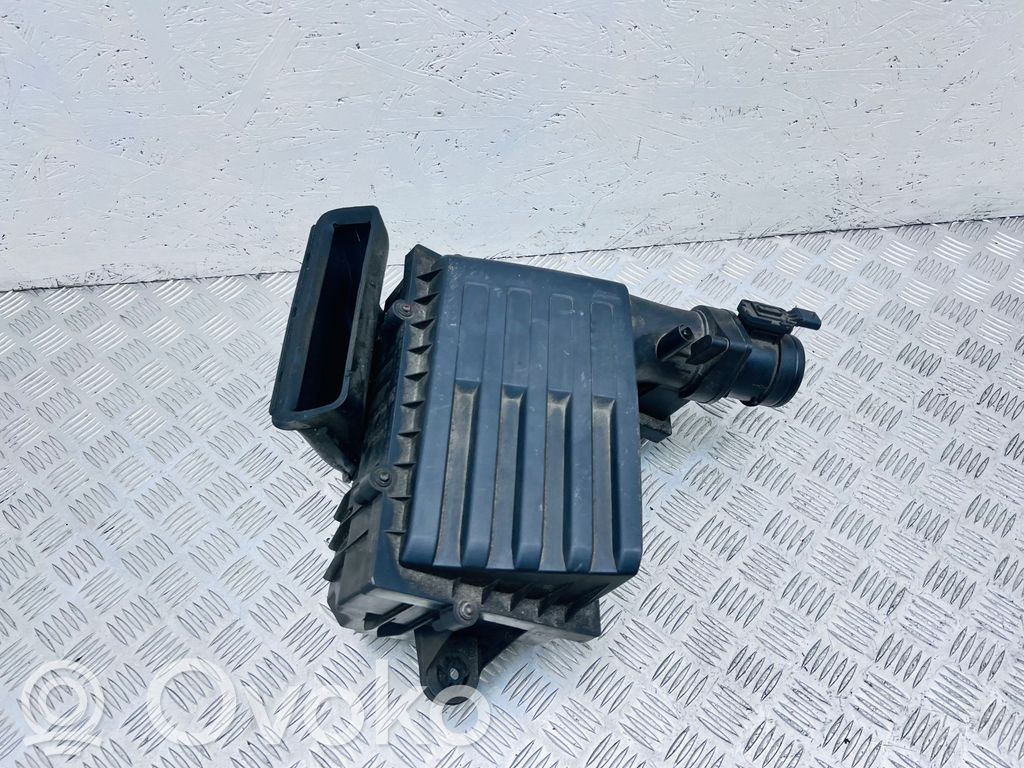 Volkswagen PASSAT B8 Luftfilterkasten 