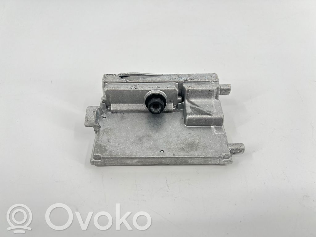Volkswagen PASSAT B8 Frontkamera Windschutzscheibe Frontscheibe 