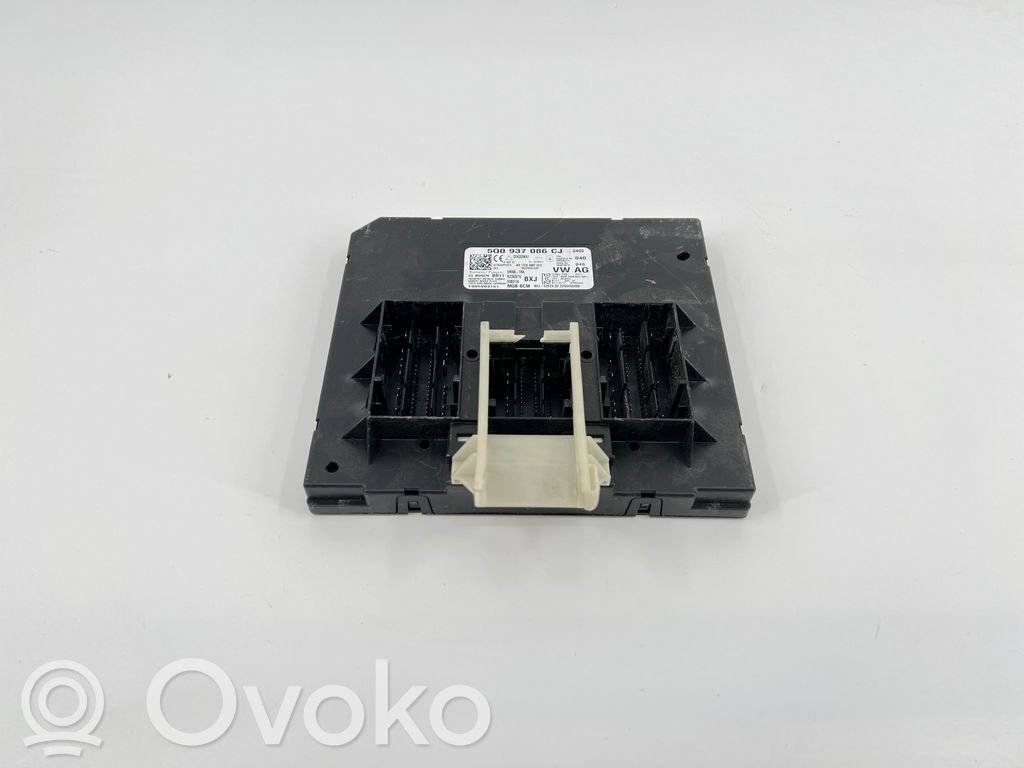 Volkswagen PASSAT B8 Module confort 