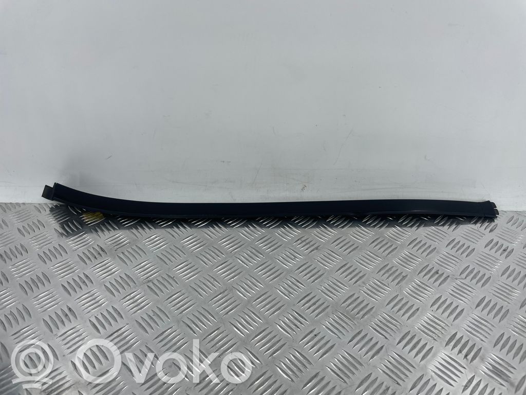 Mercedes-Benz GLC X253 C253 Listwa szyby czołowej / przedniej 
