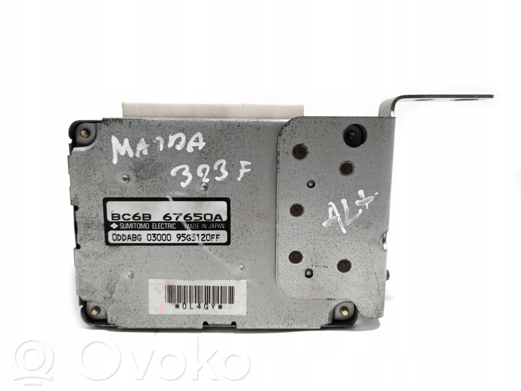 Mazda 323 F ABS vadības bloks 