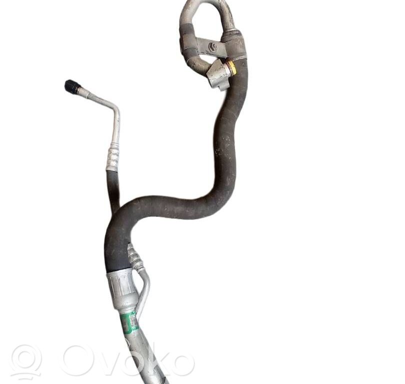 BMW 3 E90 E91 Air conditioning (A/C) pipe/hose 