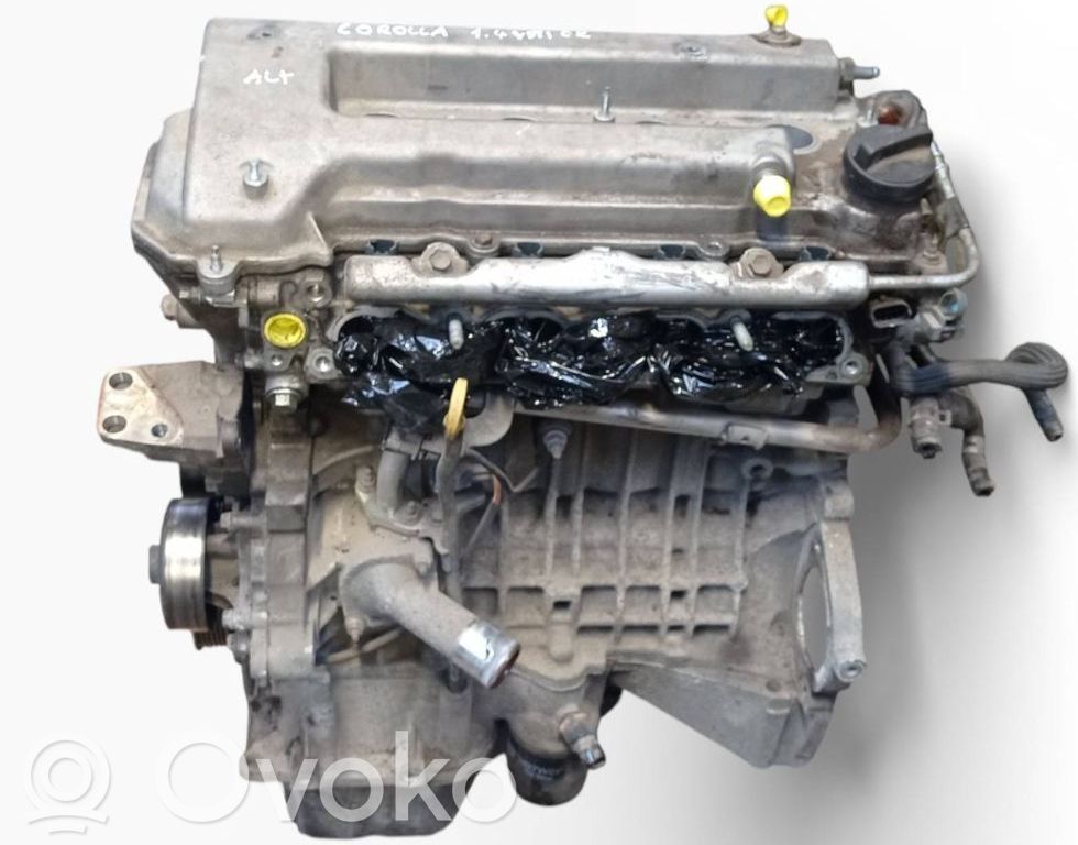 Toyota Corolla E120 E130 Dzinēja komplekts 