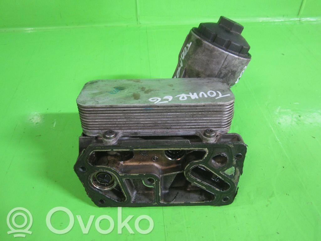 Volkswagen Touareg I Oil filter mounting bracket 