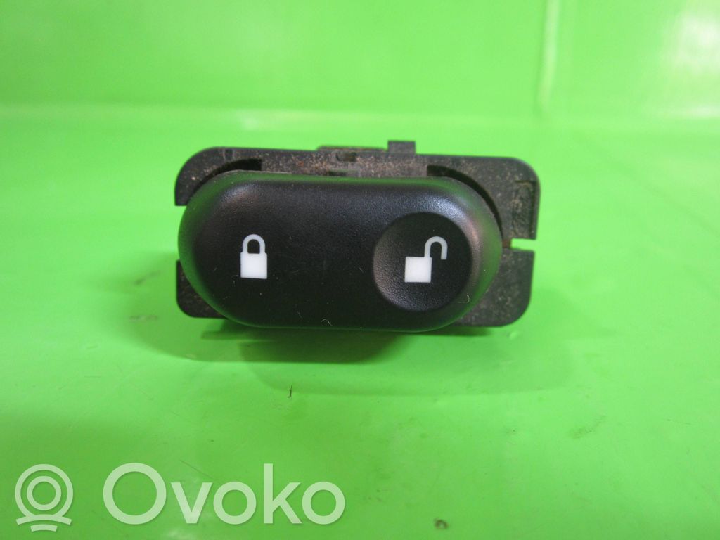 Central locking switch button   1145