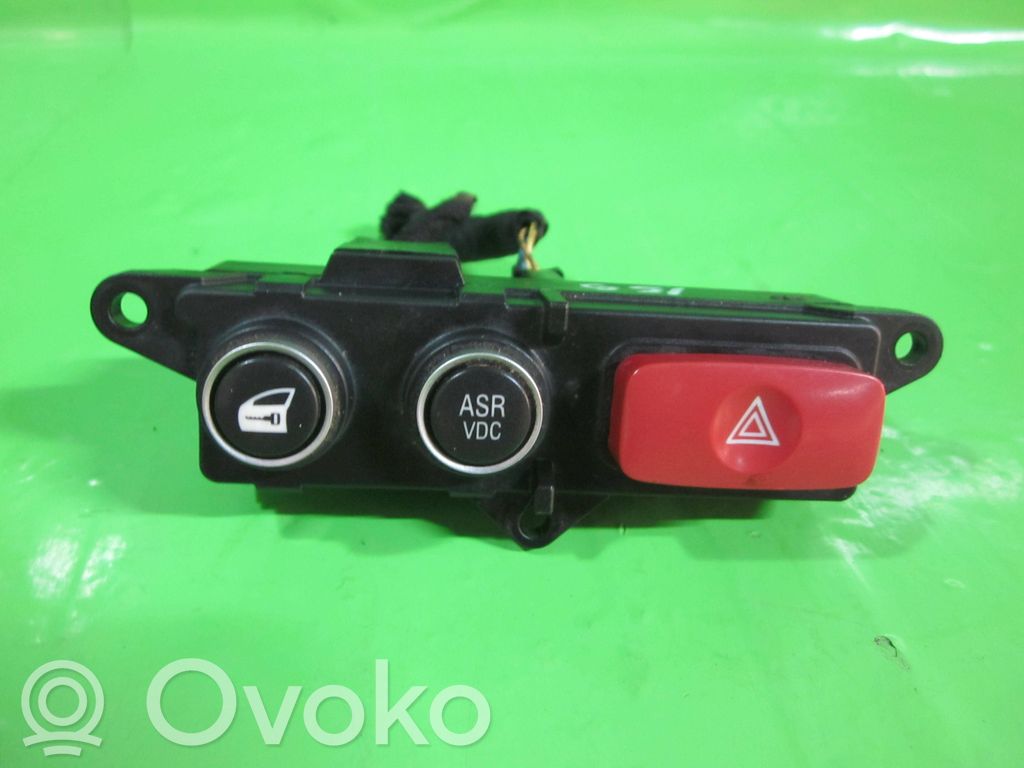 Alfa Romeo 159 Przycisk świateł awaryjnych 