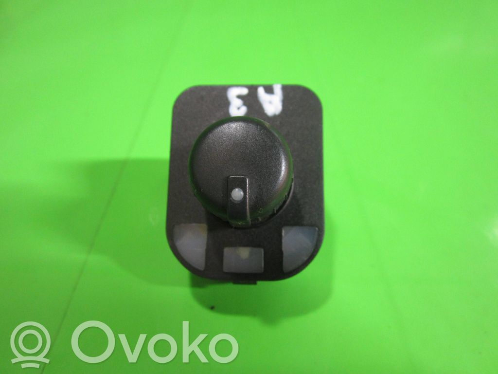 Audi A3 S3 8P Wing mirror switch 