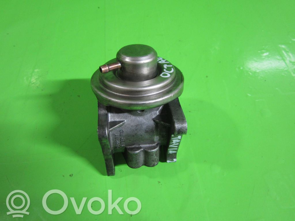 Skoda Octavia Mk2 (1Z) Válvula EGR 