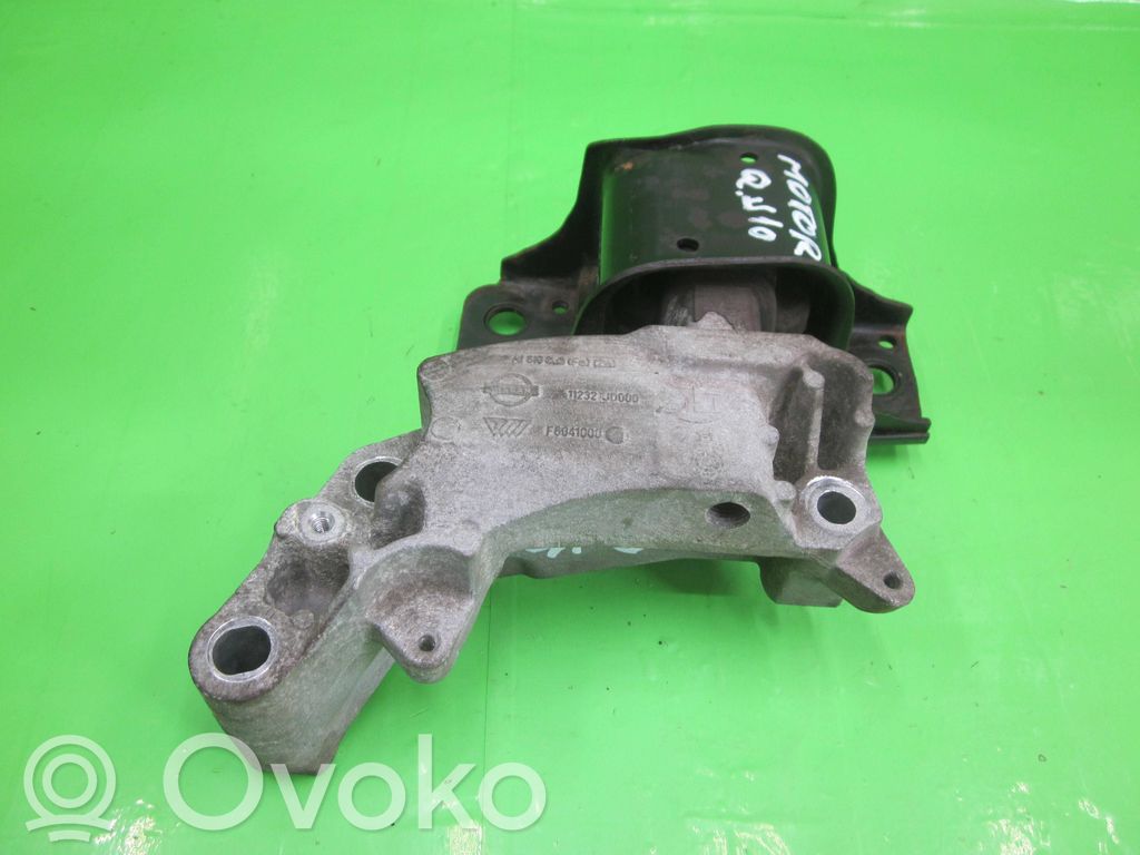Nissan Qashqai Wspornik / Mocowanie silnika 