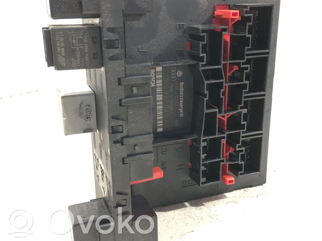 Módulo de fusible   1K0937049AA,F005V00495