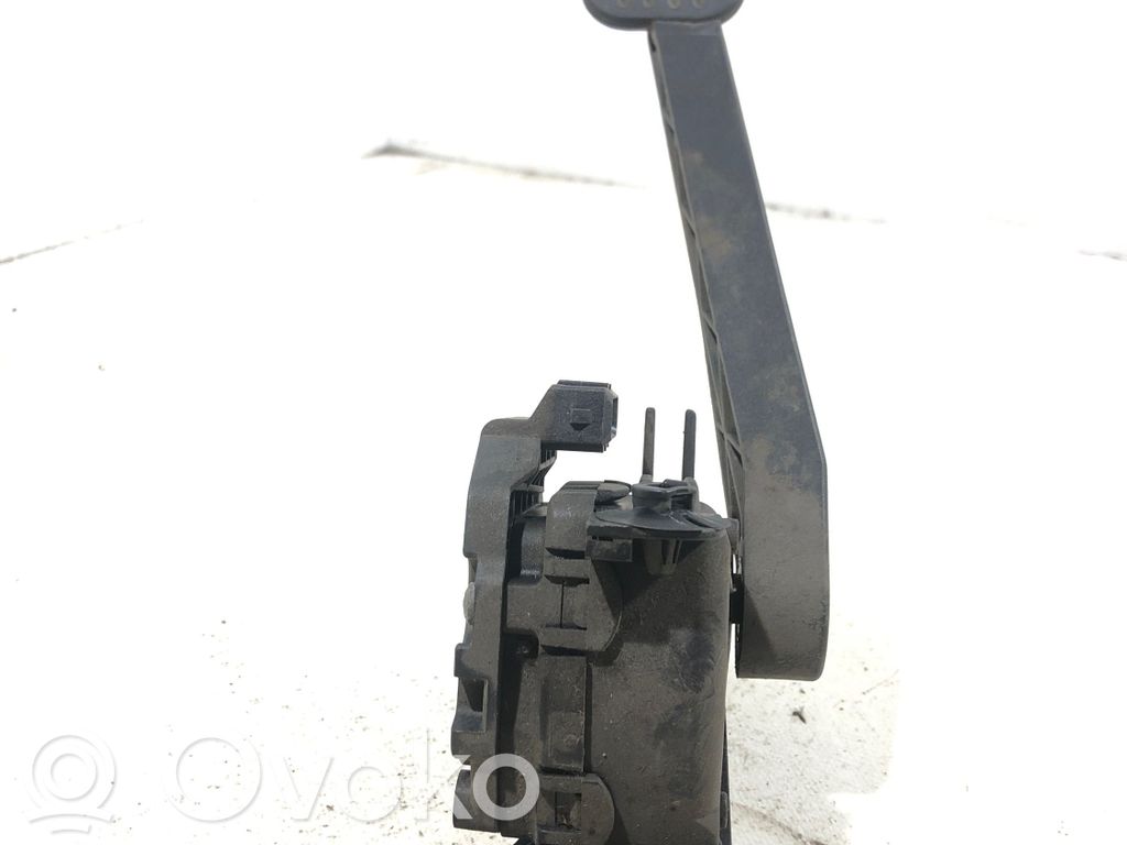 Volvo S60 Accelerator throttle pedal 