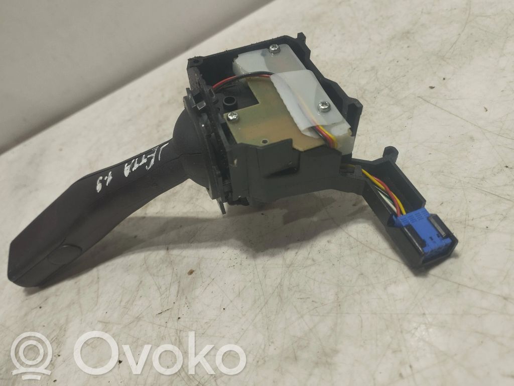 Volkswagen Jetta V Manetka / Przełącznik wycieraczek 