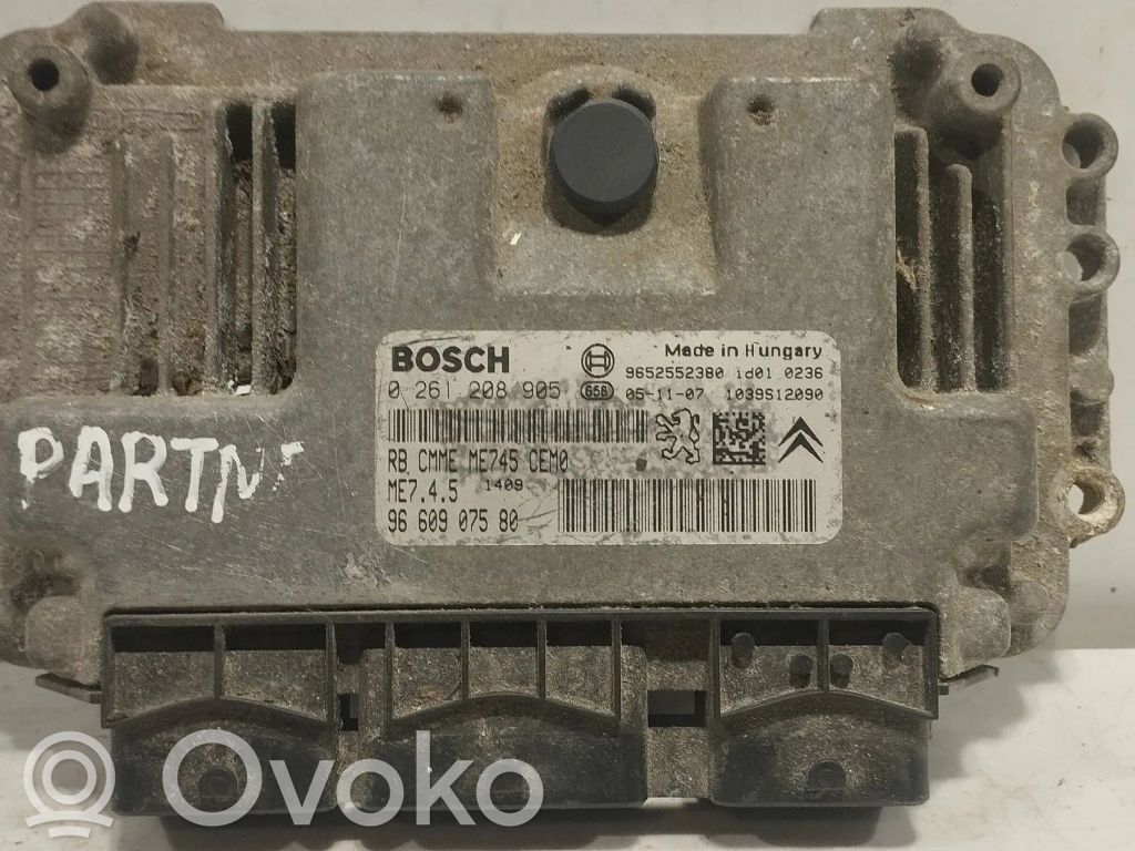 Peugeot Partner Engine control unit/module 