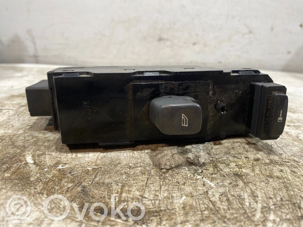 Przyciski szyb   8673187,01W22E,MP22CB00084