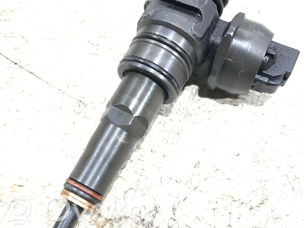 Inyector de combustible   038130073AG,BTD