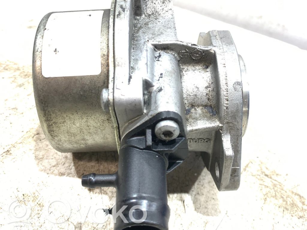 Vacuum pump