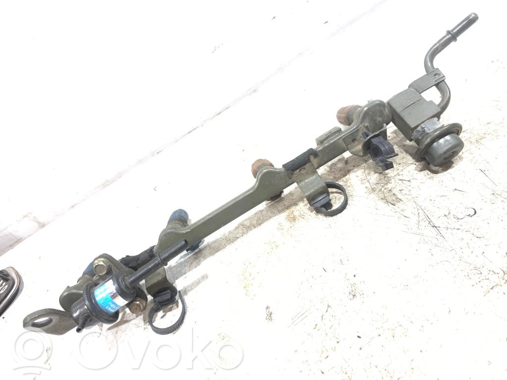 Fuel main line pipe   110012J60