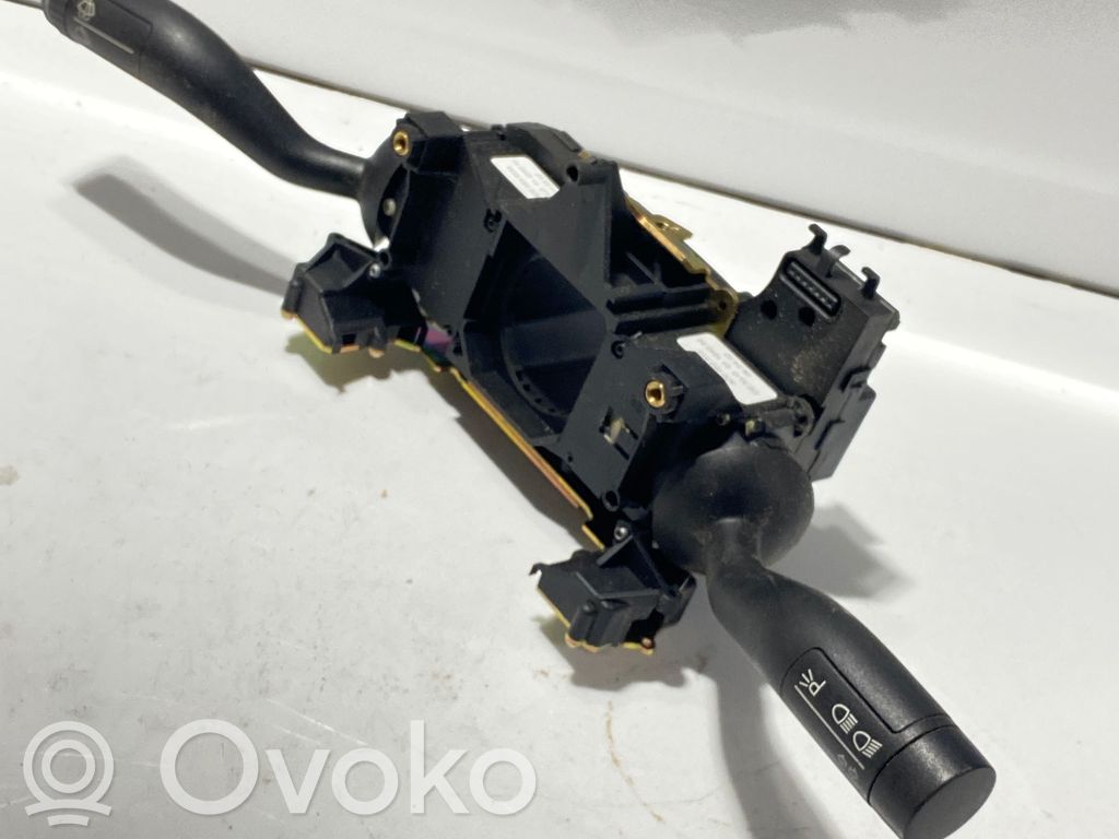 Volkswagen Phaeton Wiper turn signal indicator stalk/switch 