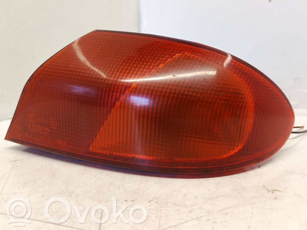 Alfa Romeo 166 Galinis žibintas kėbule 