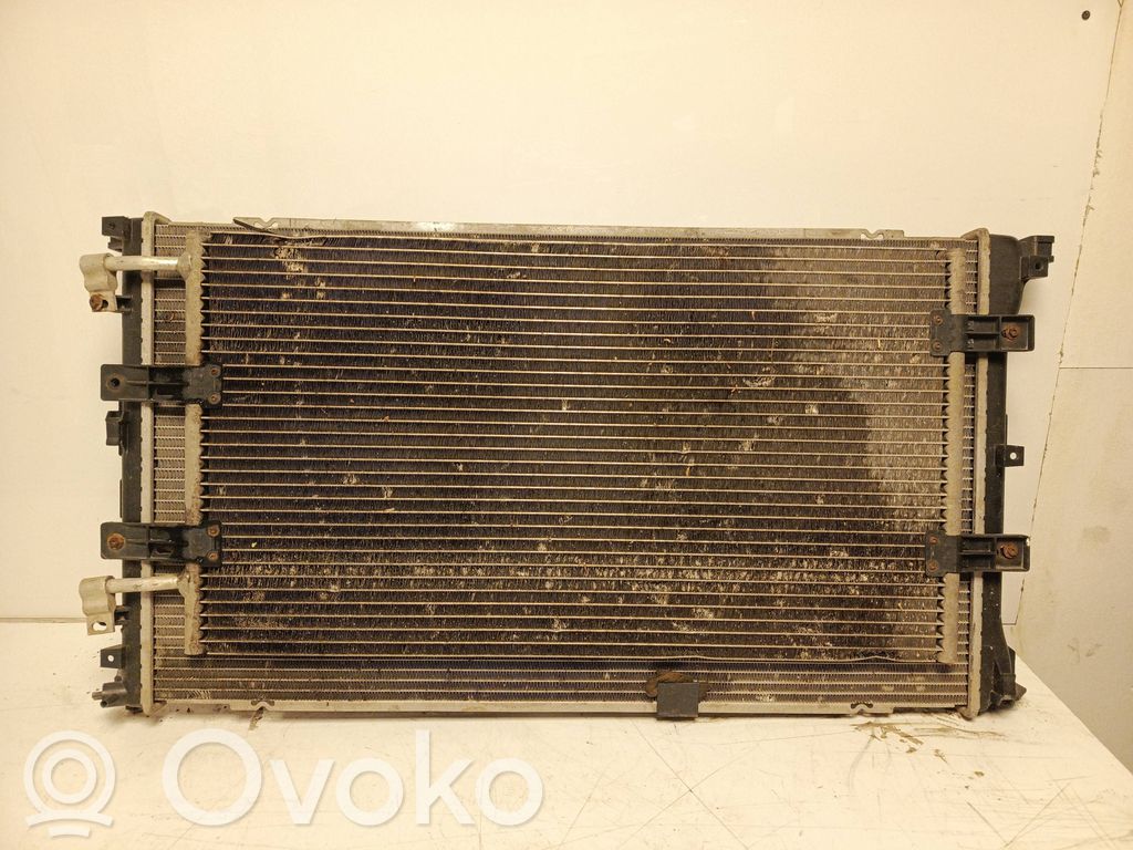 Opel Vivaro Klimakühler 