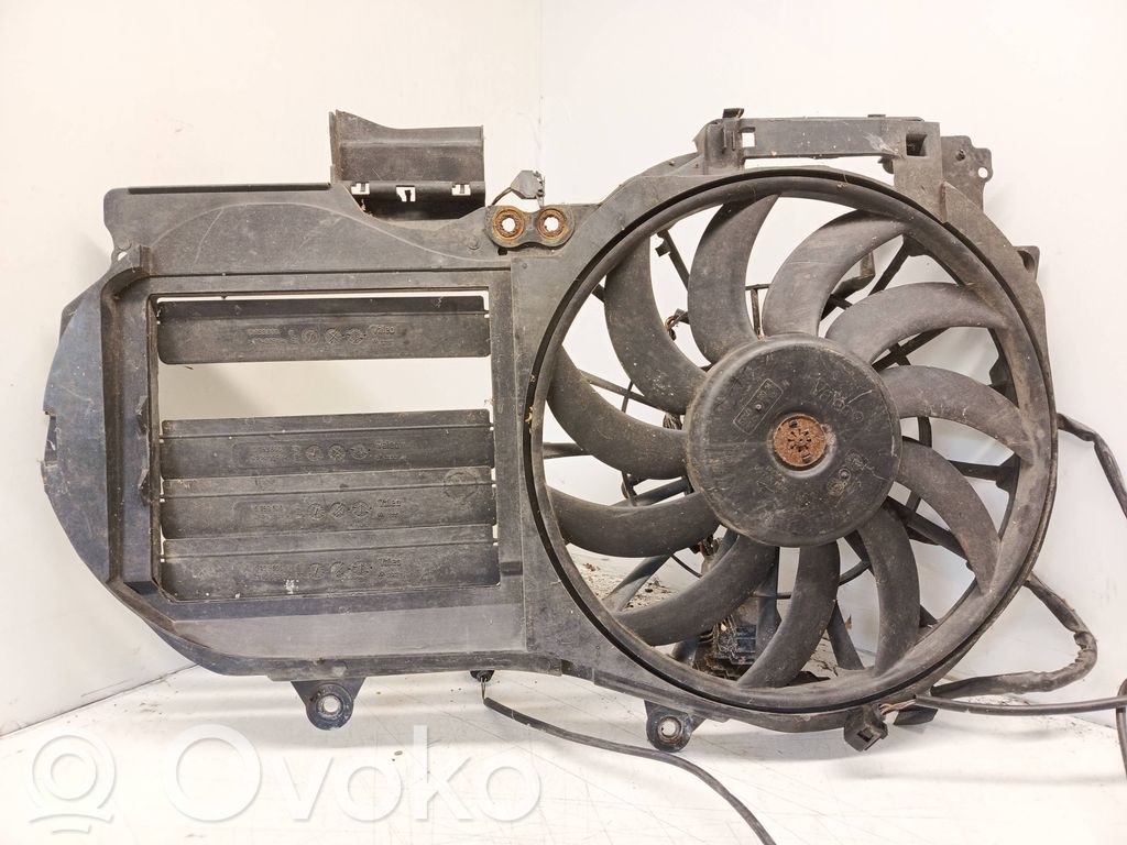 Elektryczny wentylator chłodnicy   870680J,CF30K,1040