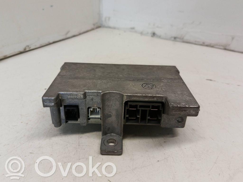Ohjaustehostimen ohjainlaite/moduuli   A4545450032,MR594091