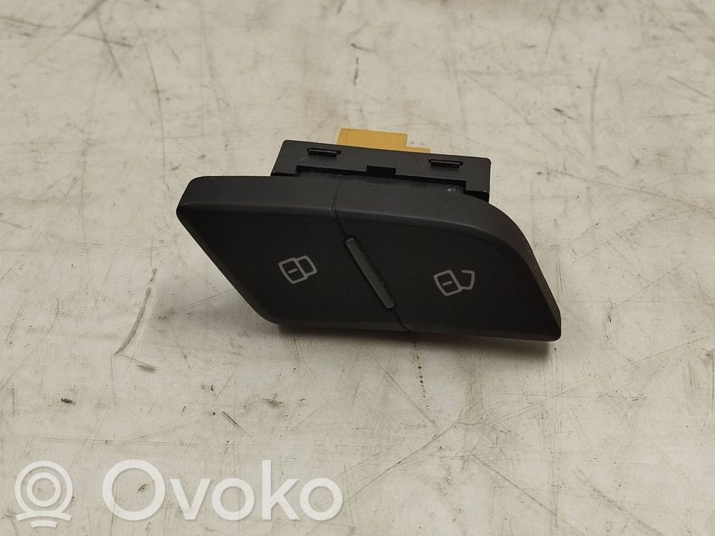 Audi A5 Central locking switch button 