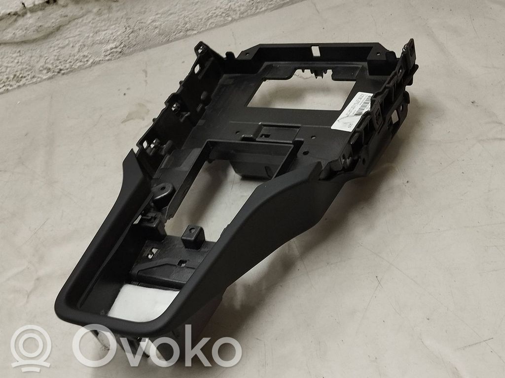 Porsche Cayenne (92A) Other center console (tunnel) element 