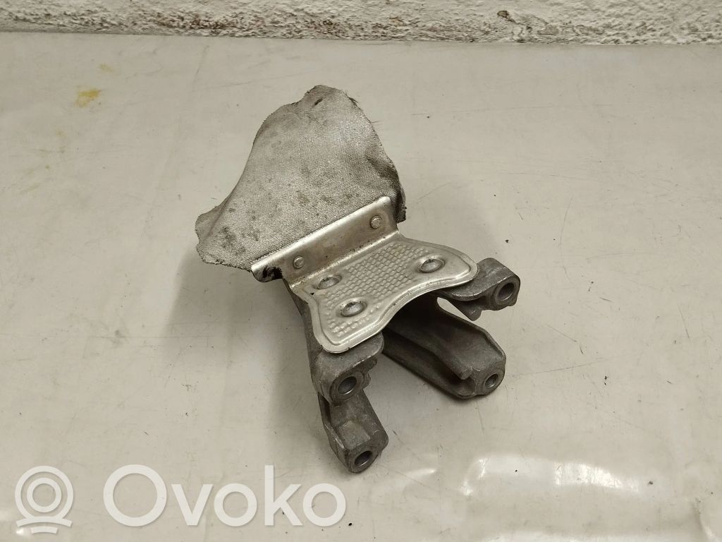 Engine mounting bracket   8K0199307B
