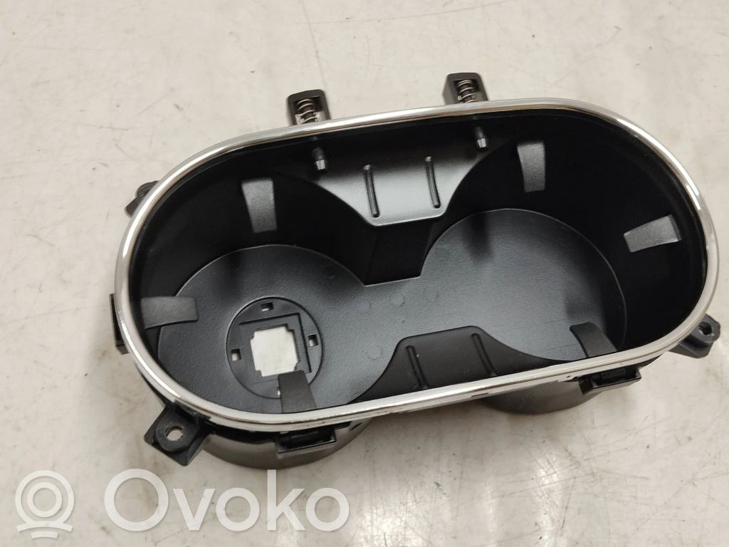 Przedni uchwyt na kubek tunelu środkowego   3W0858192D,3W0858195