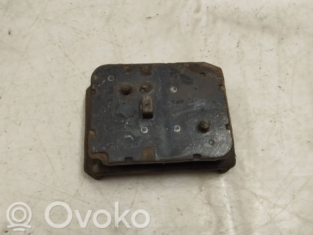 Volvo S90, V90 Rear coil spring rubber mount 