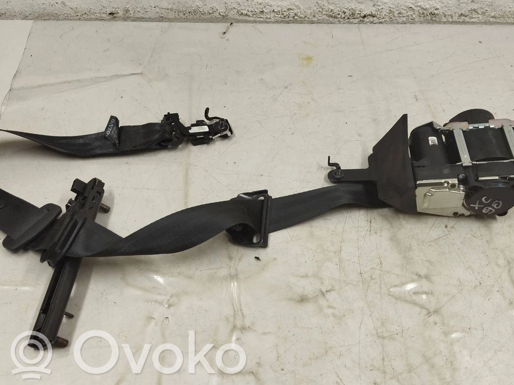 Volvo XC90 Cinturón delantero 