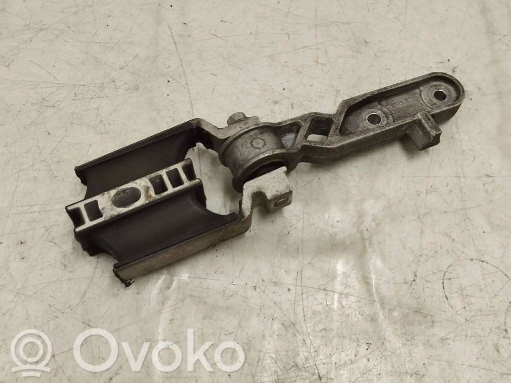 Volvo XC90 Gearbox mount 