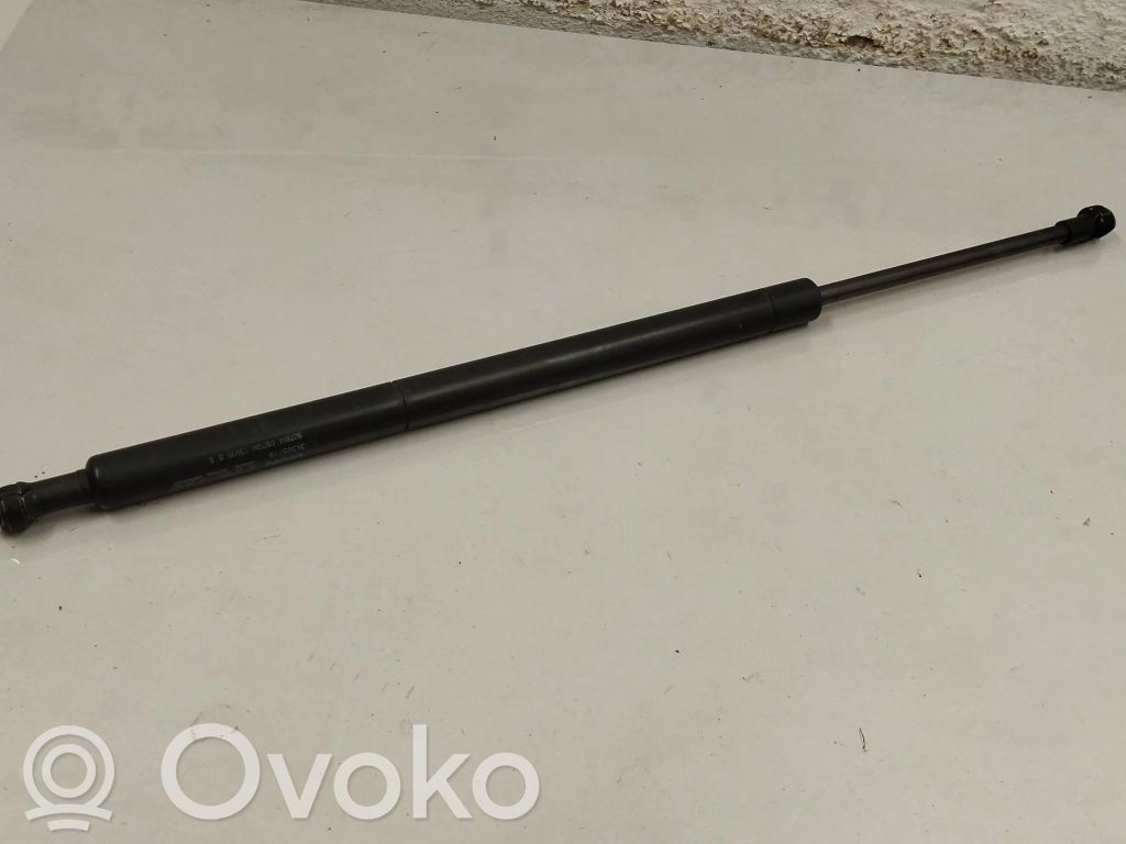 Volvo XC60 Tailgate/trunk strut/damper 