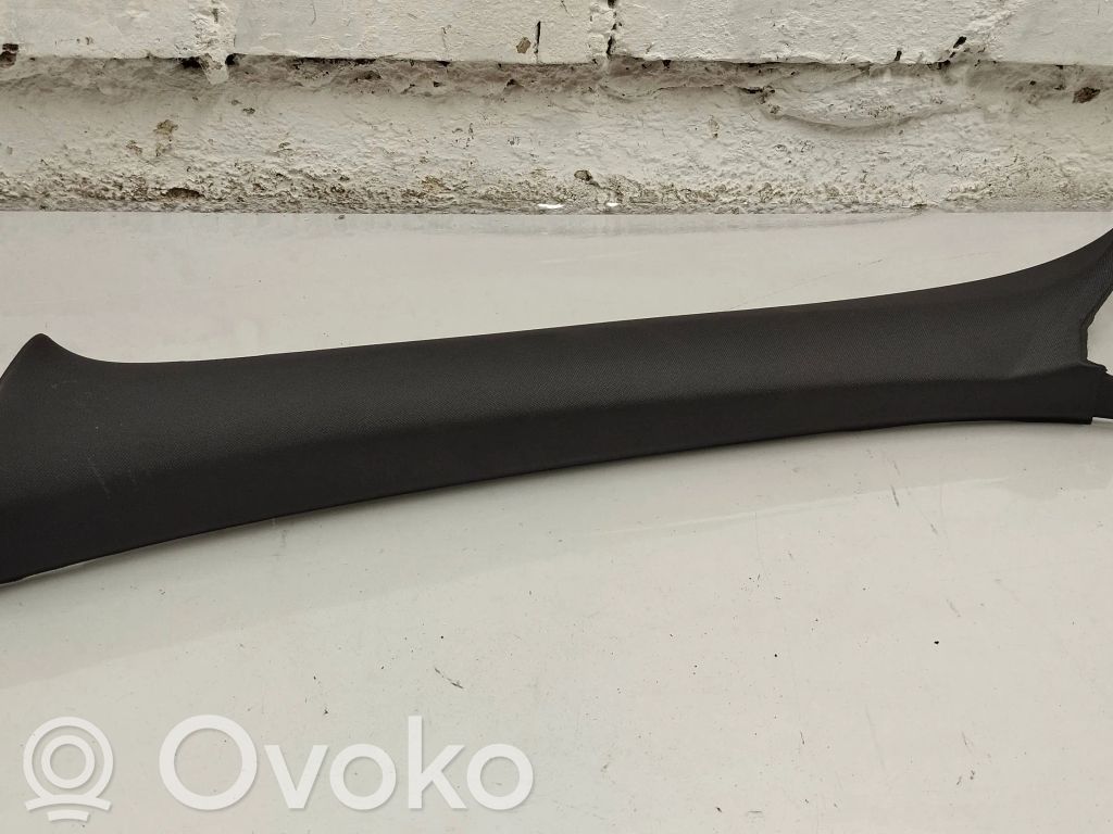 Volvo XC60 Pilar (A) 