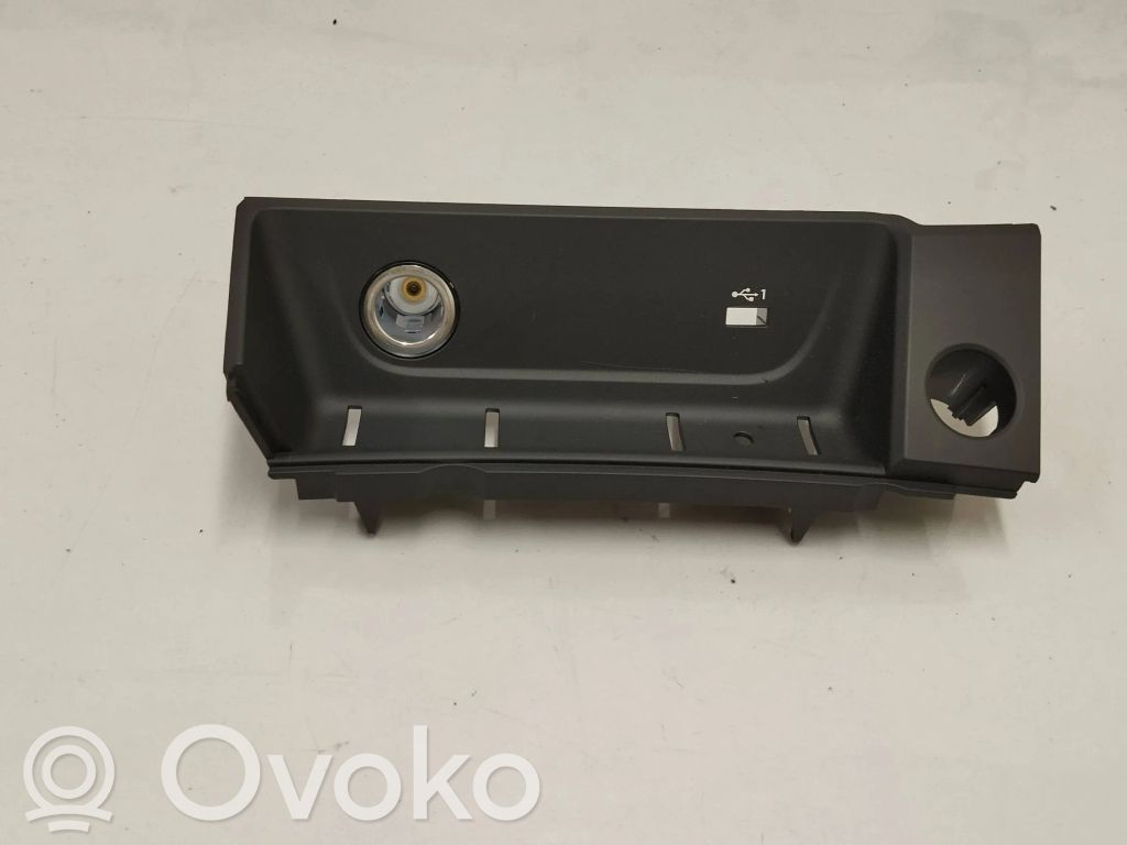 Audi A5 Cigarette lighter 