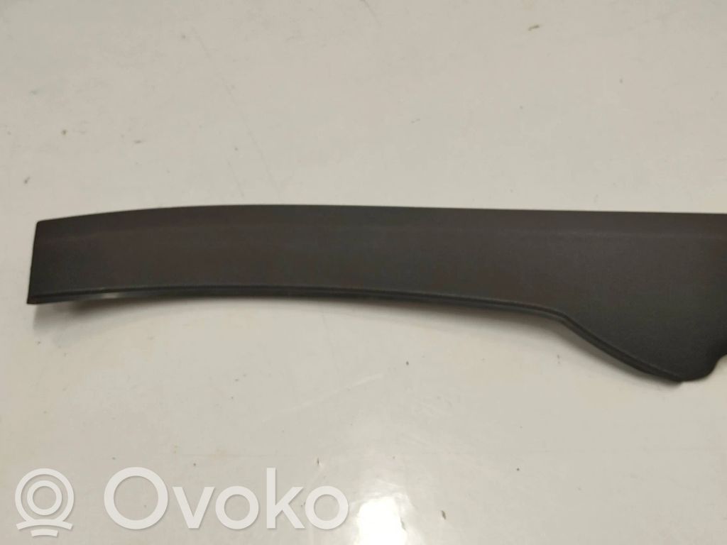 Volvo XC60 Moldura del extremo lateral de panel 