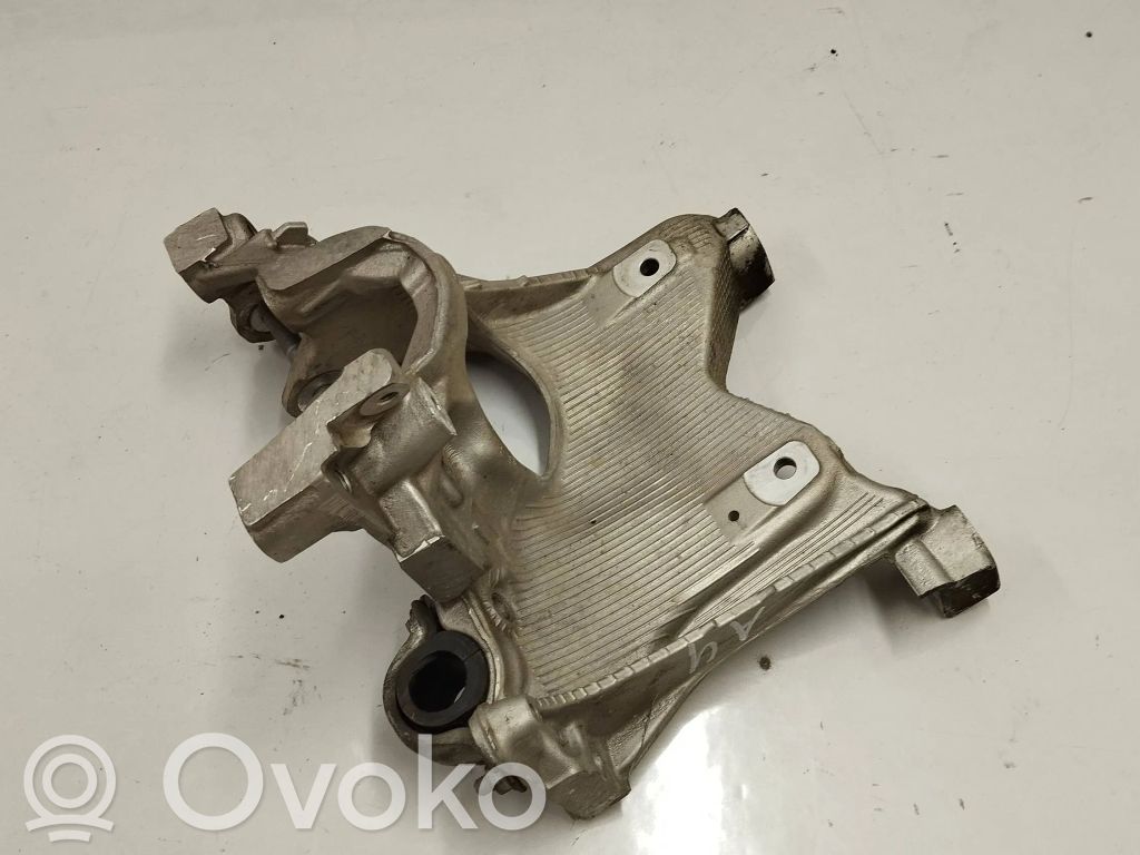 Audi A4 S4 B9 8W Engine mounting bracket 