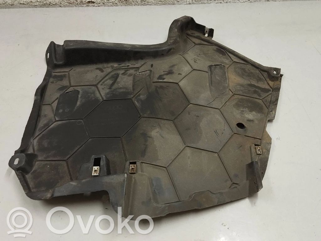 Audi A5 Protección inferior lateral 