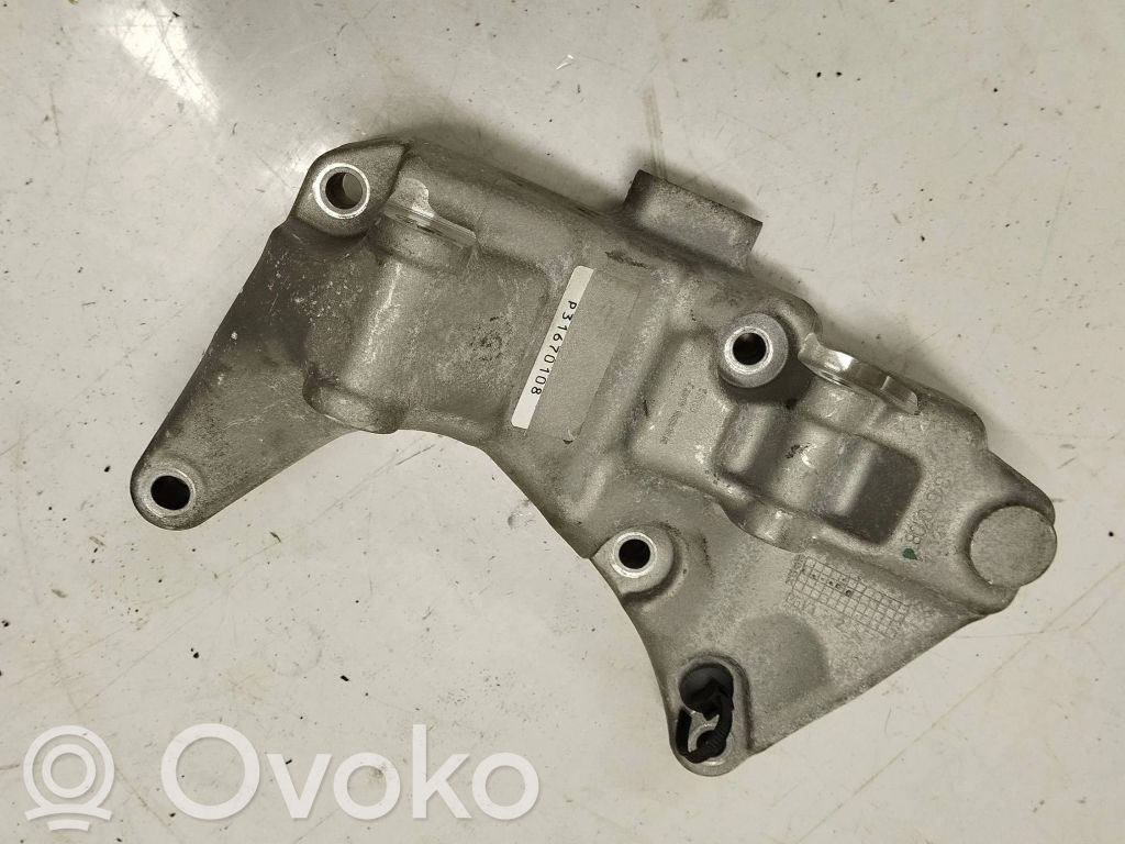 Volvo S60 Generatoriaus kronšteinas 