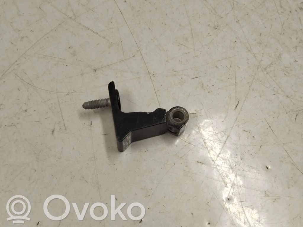 Audi A4 S4 B9 8W Rear door lower hinge 