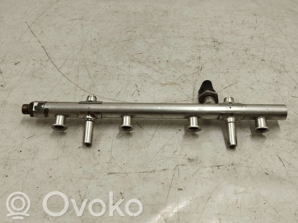 Audi A3 S3 8V Fuel splitter 