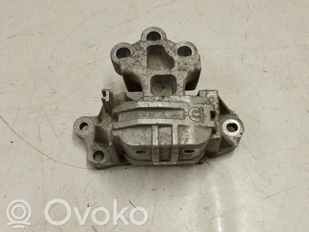 Engine mount bracket   00520176060