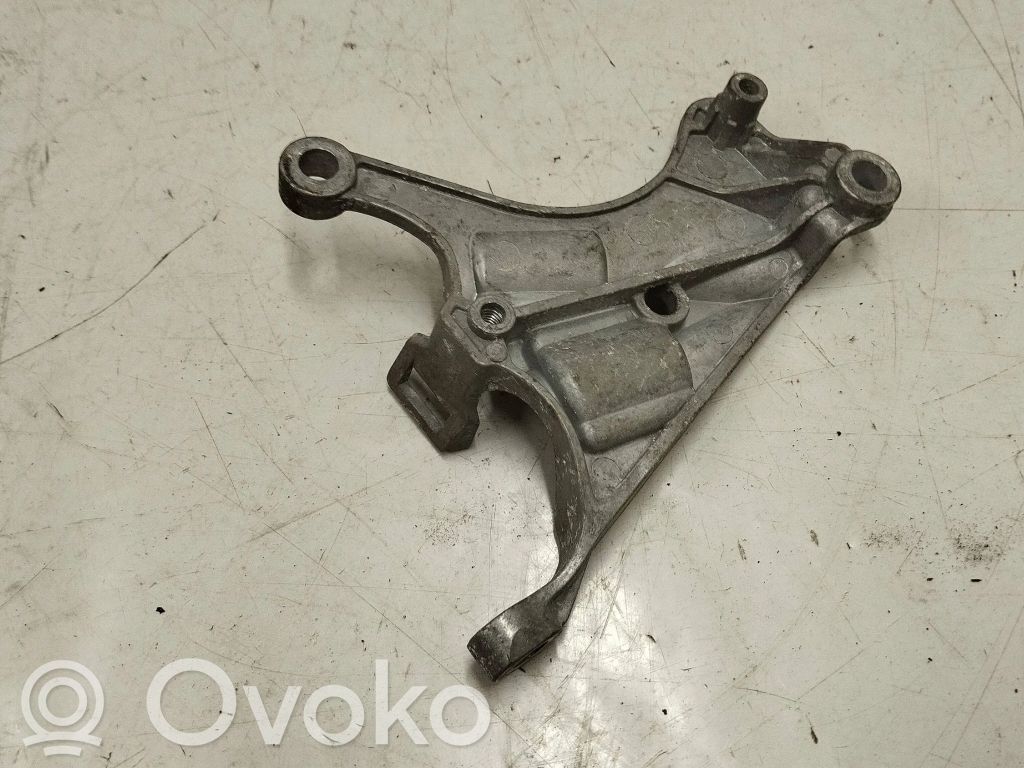 Opel Grandland X Engine mounting bracket 
